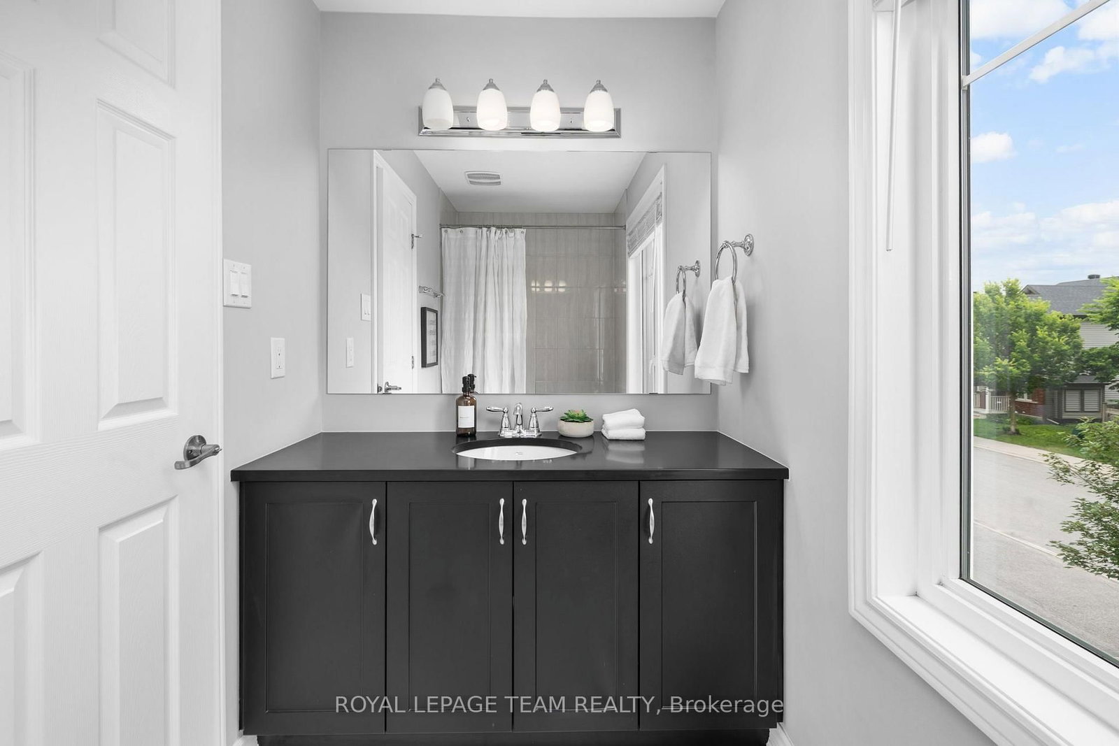 777 Maloja Way • Ottawa, ON photo 38