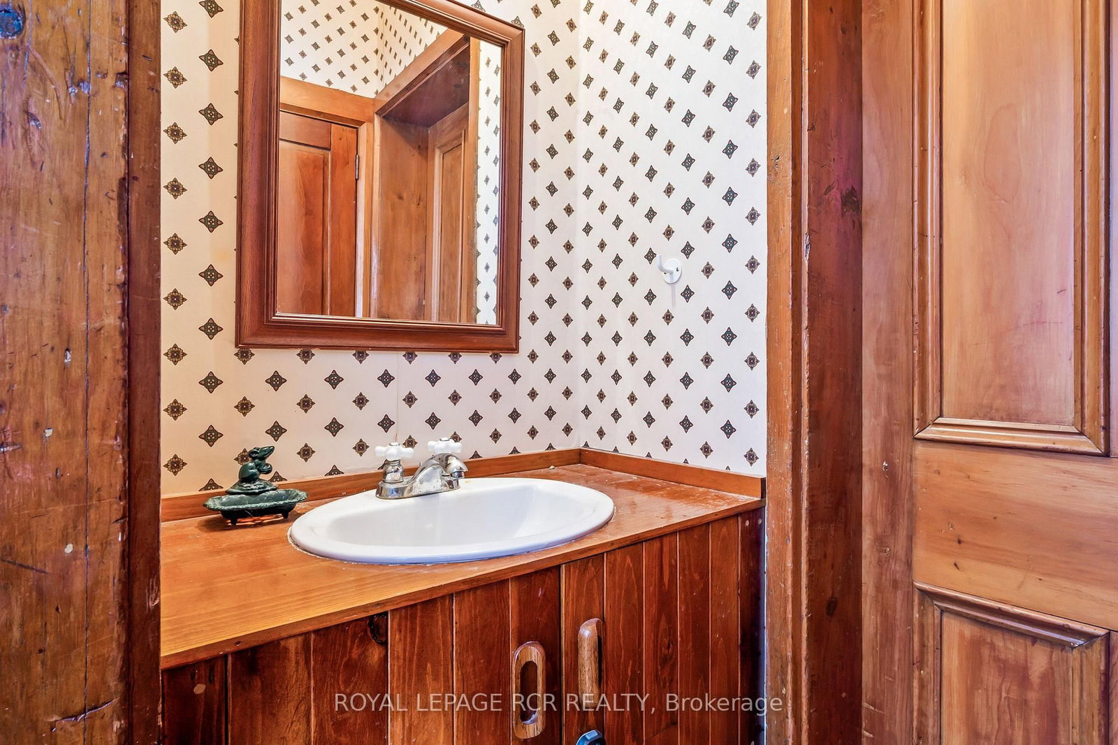5600 Fourth Line • Guelph/Eramosa, ON photo 12