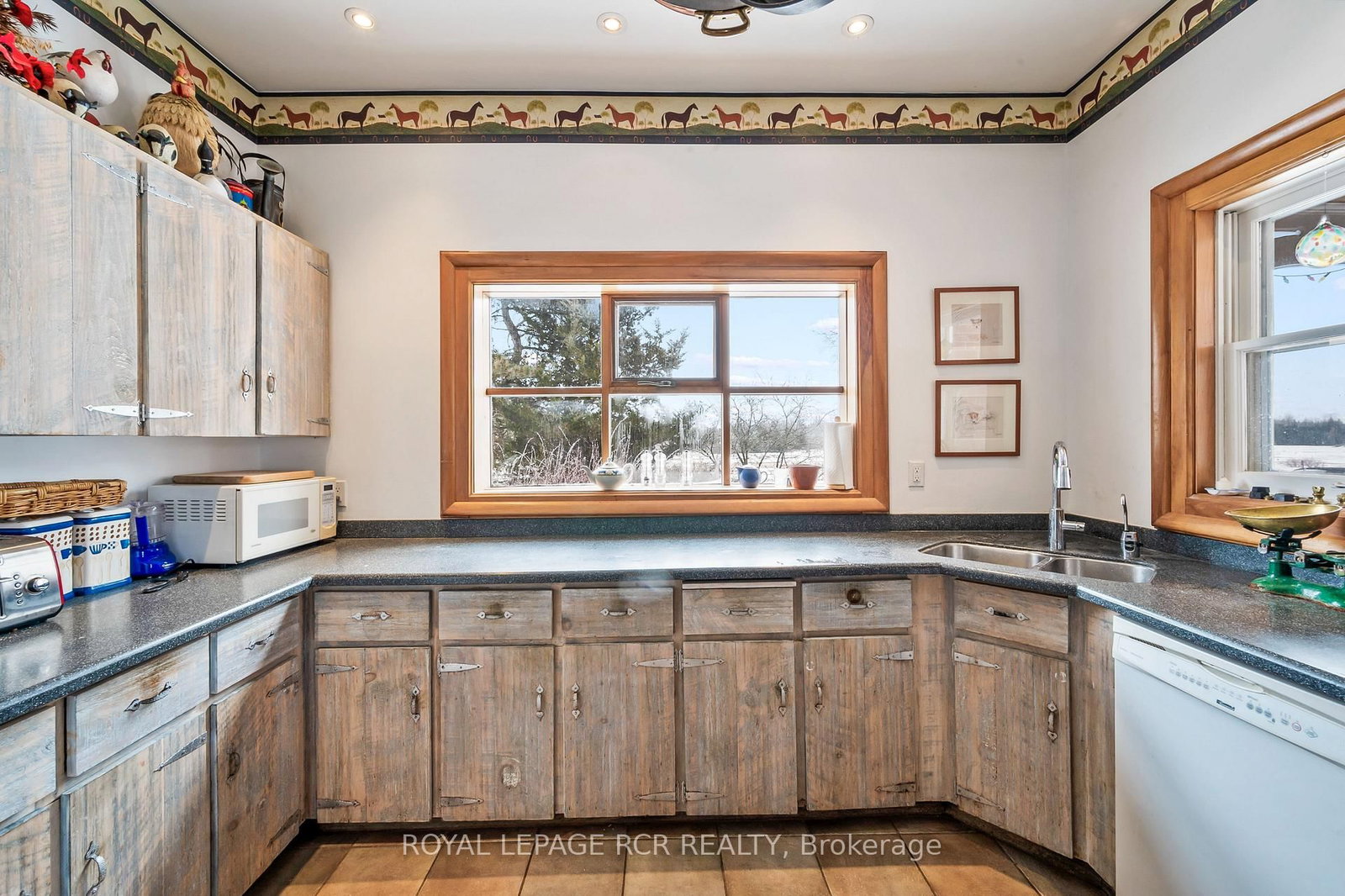5600 Fourth Line • Guelph/Eramosa, ON photo 8