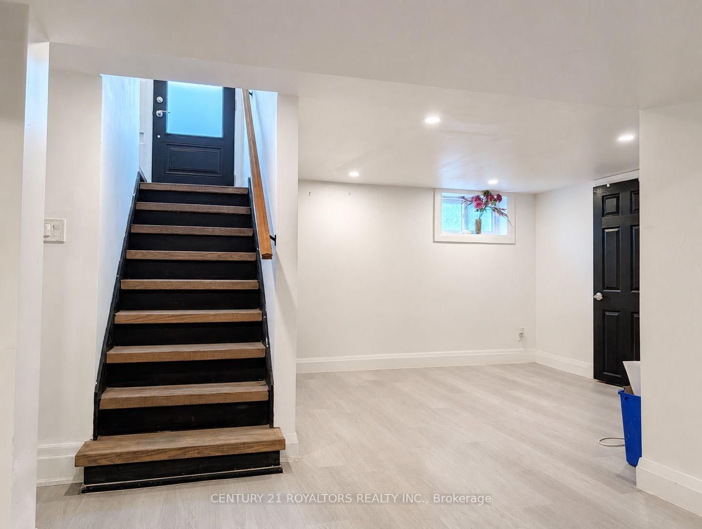 336 Victoria Street N • Woodstock, ON photo 14