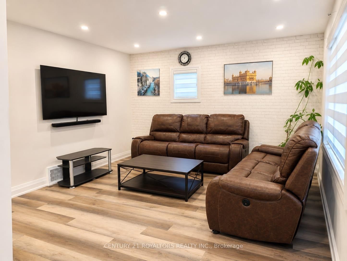 336 Victoria Street N • Woodstock, ON photo 9