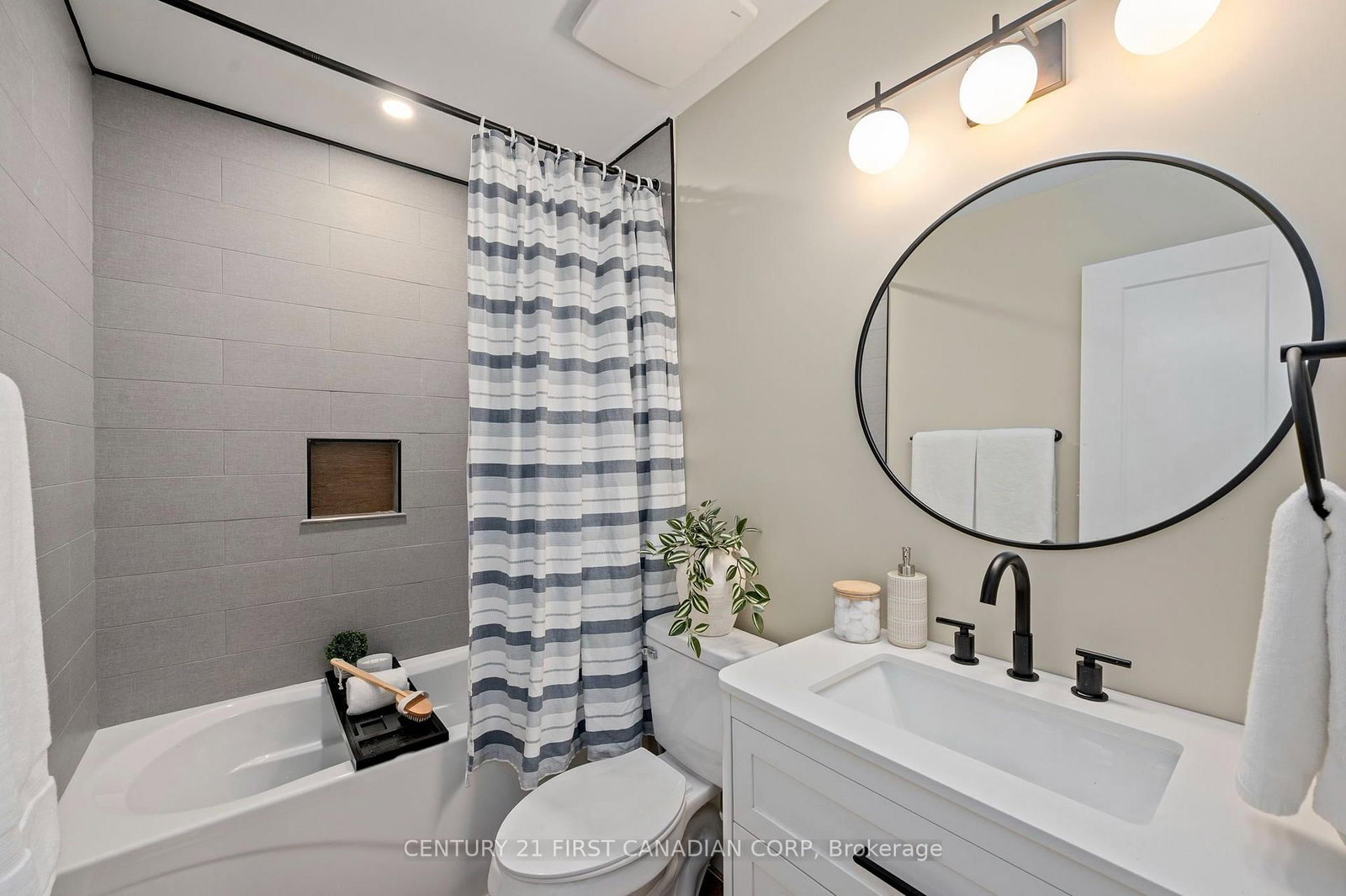 47 Brixham Road • London South, ON photo 28