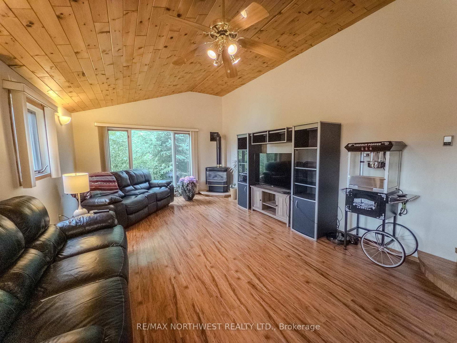 1829 Highway 17 West • Kenora, ON photo 14