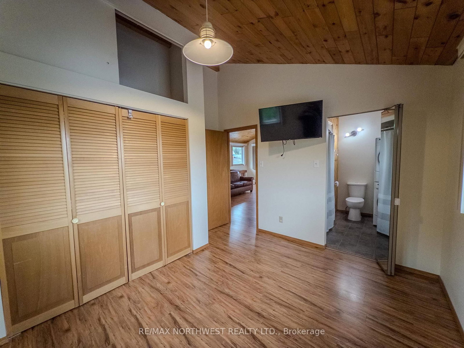 1829 Highway 17 West • Kenora, ON photo 27