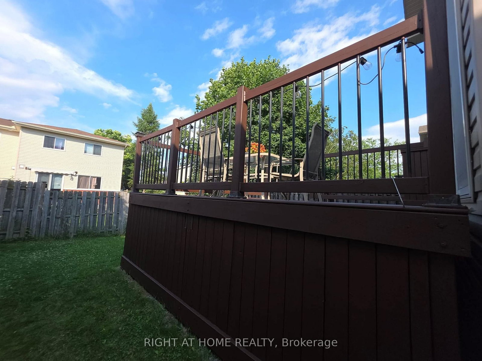 70 Frieday Street • Arnprior, ON photo 36