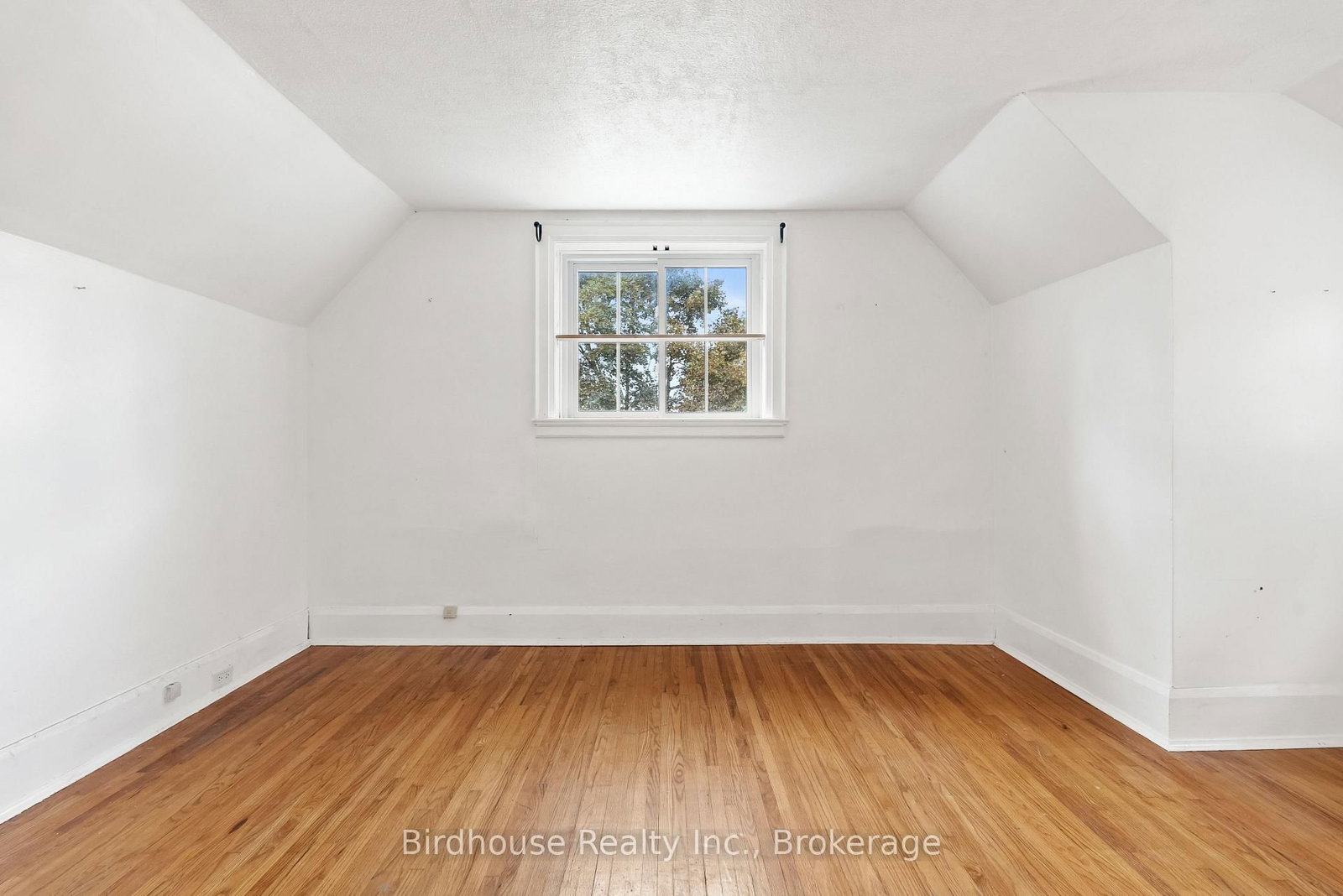12 Mill Street • Kawartha Lakes, ON photo 16