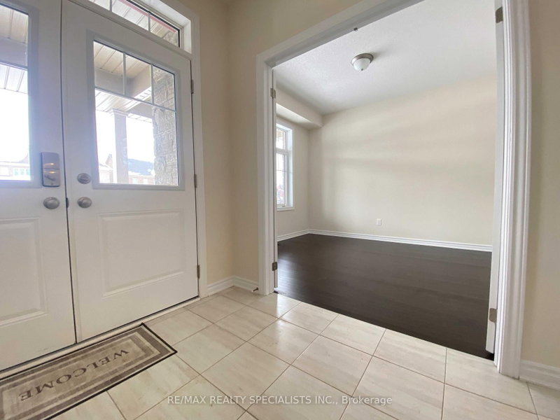 17 Oriole Crescent