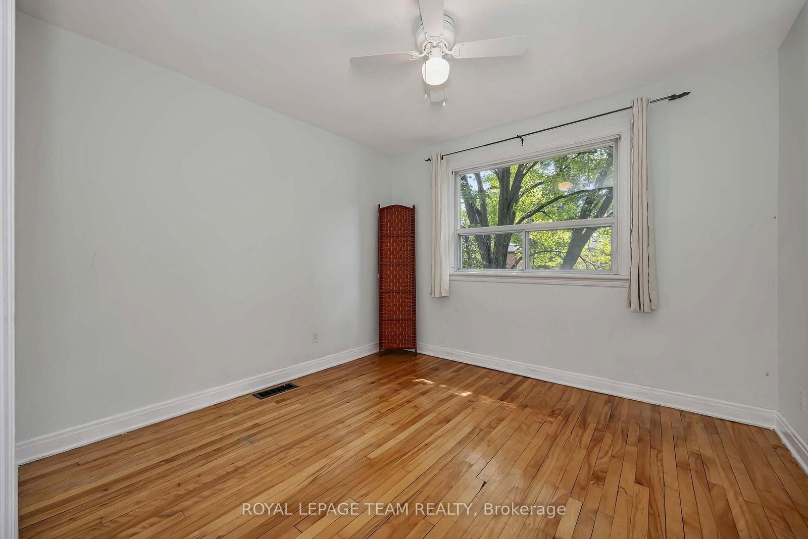 60 Avenue Road • Ottawa, ON photo 21