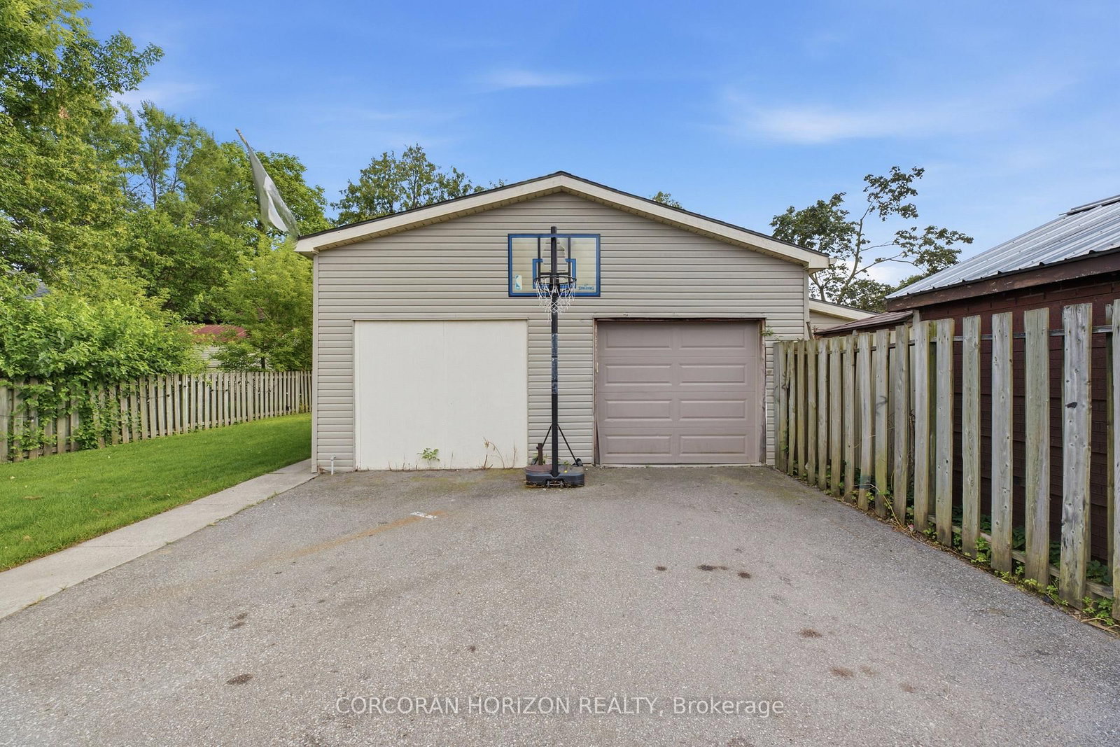 111 Elliott Street • Cambridge, ON photo 31