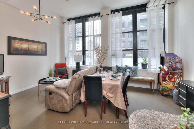 108 - 410 King Street W