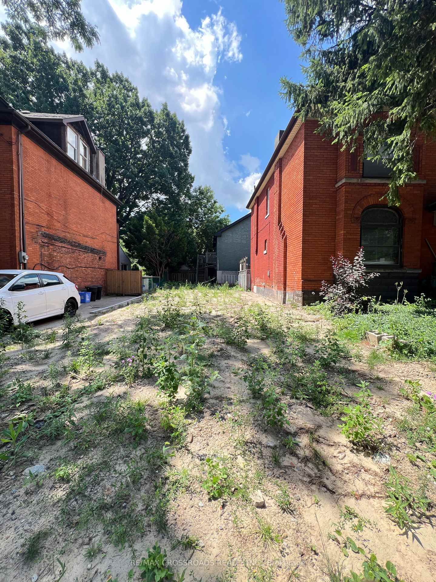 128 Stinson Street • Hamilton, ON photo 1