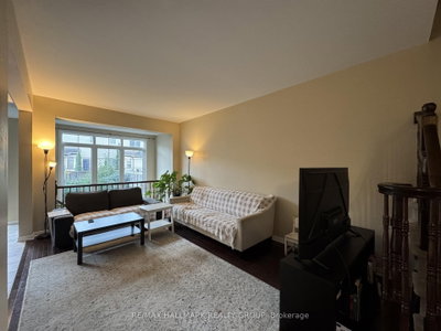 821 Tabaret Street • Ottawa, ON photo 6