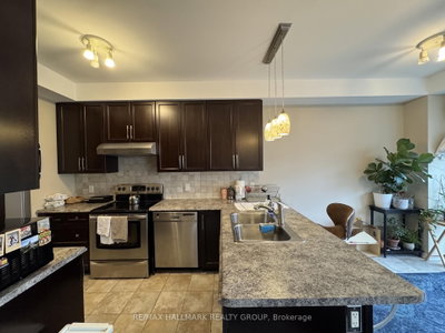 821 Tabaret Street • Ottawa, ON photo 9