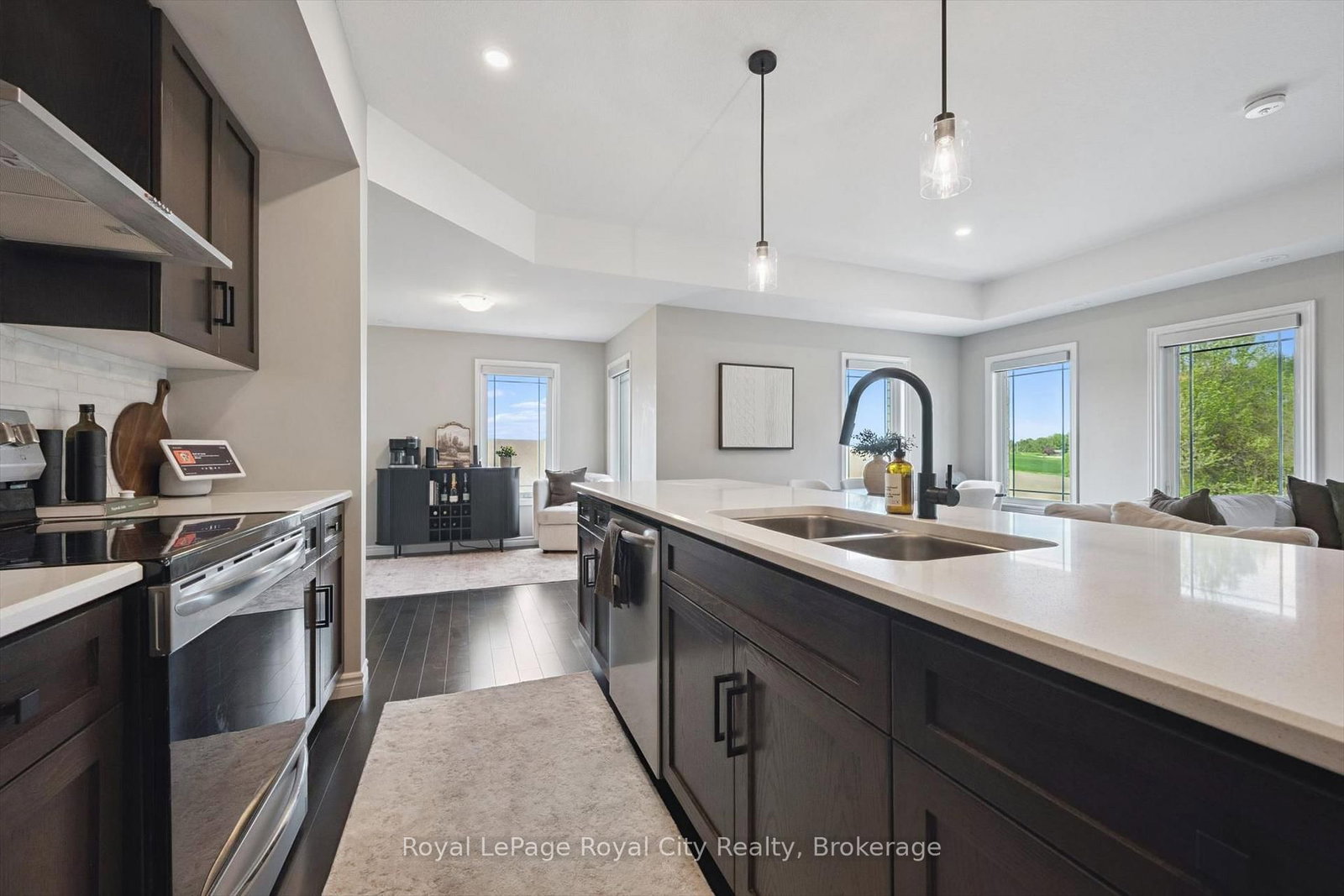 107 WESTRA Drive • #58 • Guelph, ON photo 5
