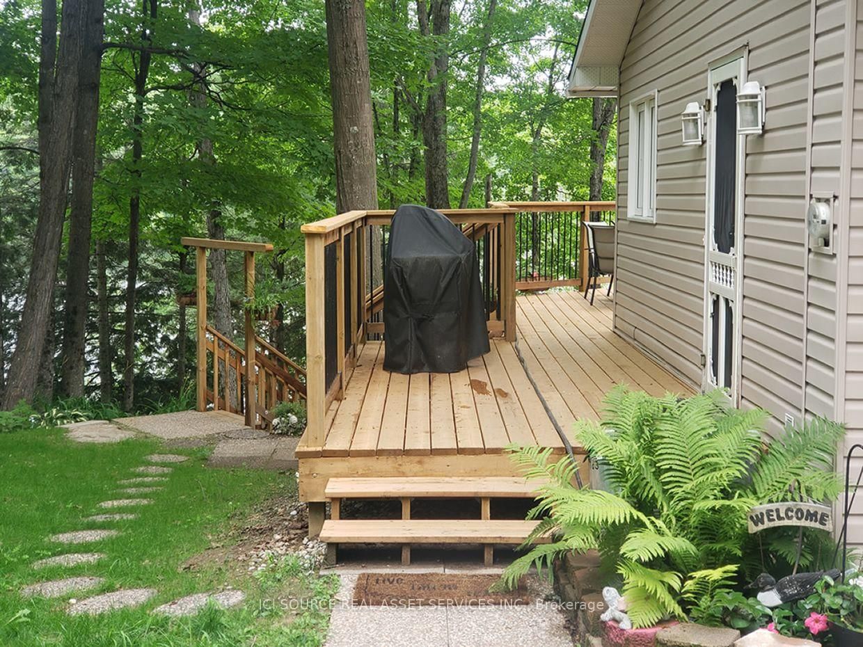 703 Davidson Lane • White Lake, ON photo 10