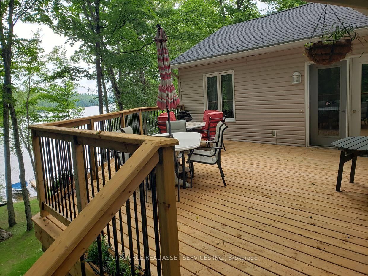 703 Davidson Lane • White Lake, ON photo 9