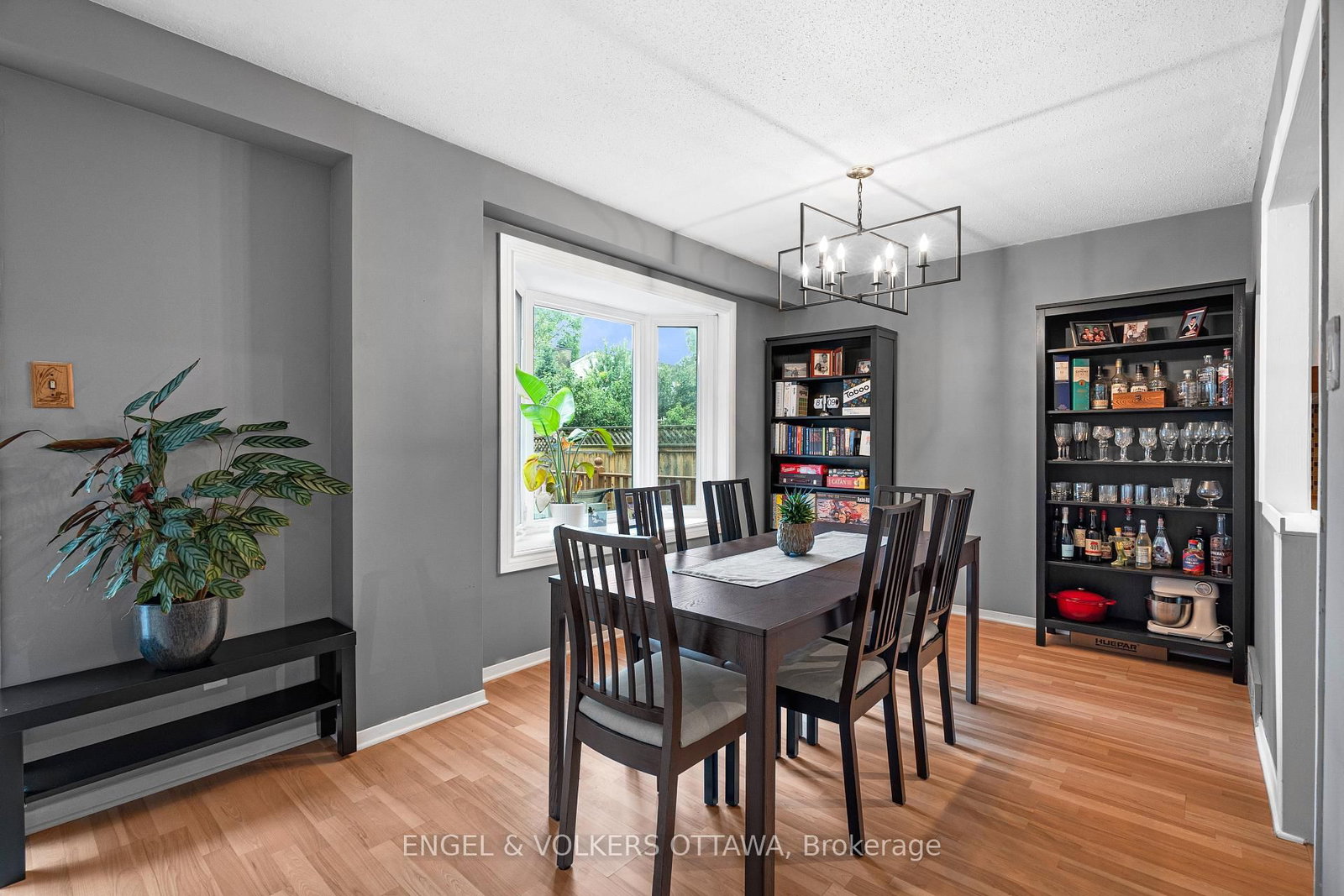 10 Estelle Crescent • Nepean, ON photo 15