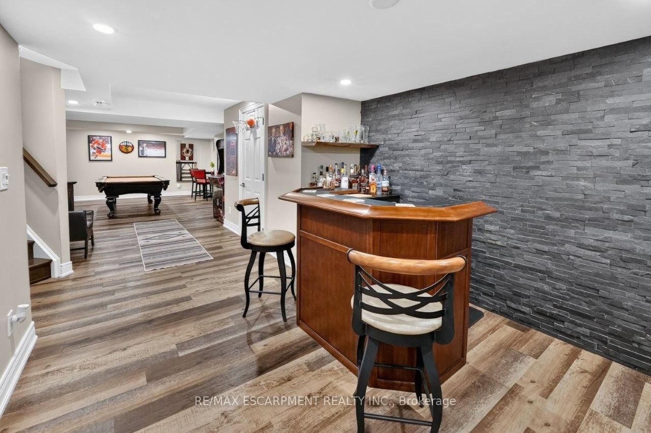 37 Hickory Crescent • Grimsby, ON photo 30