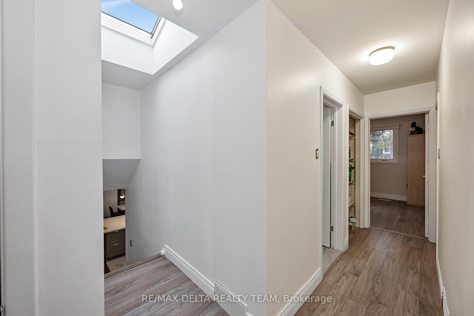 2350 Georgina Drive • Ottawa, ON photo 25