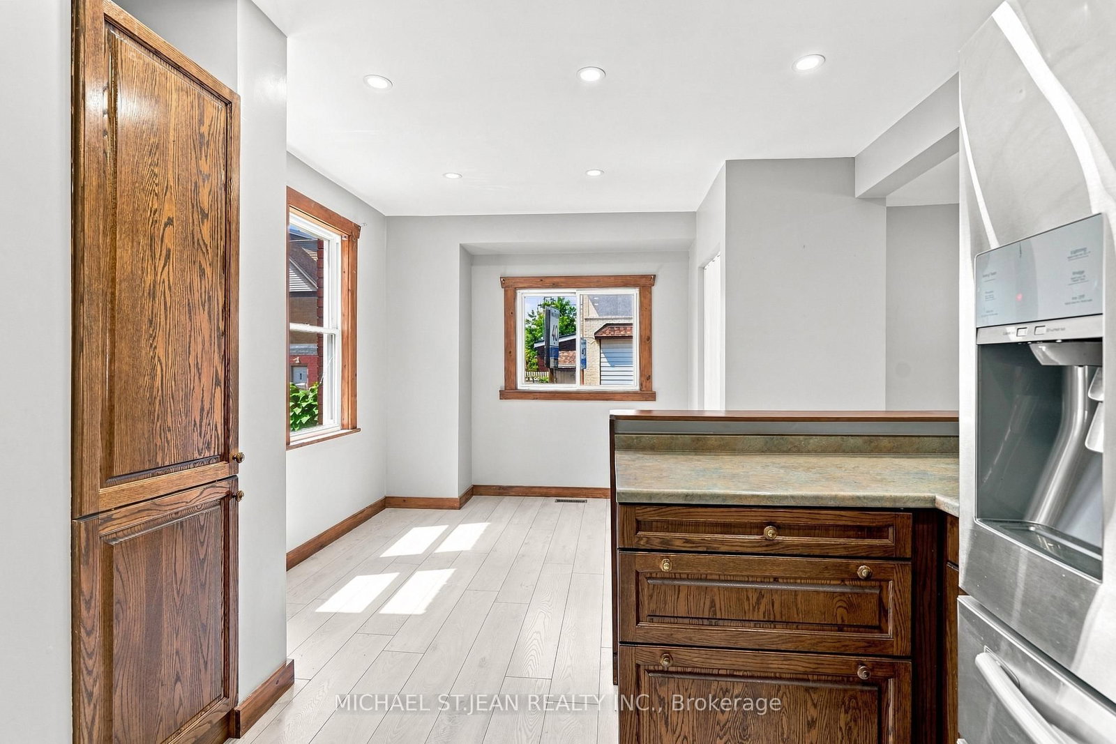 570 Cannon Street • Hamilton, ON photo 19