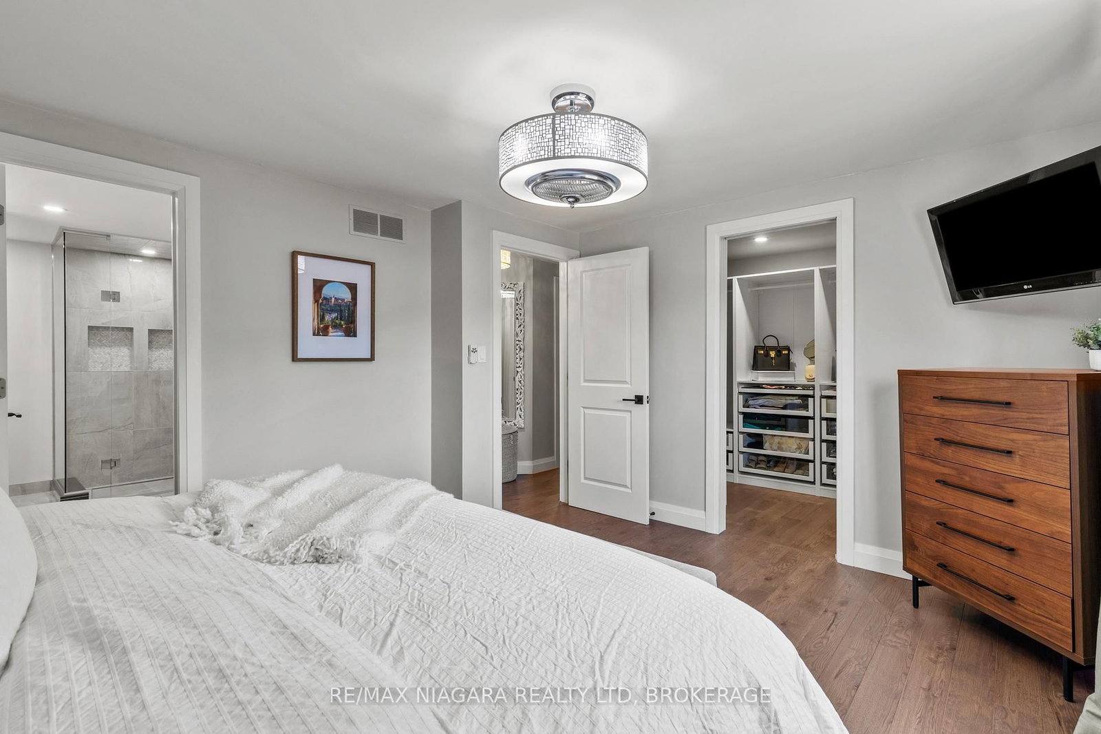 30 Orlando Drive • St. Catharines, ON photo 21