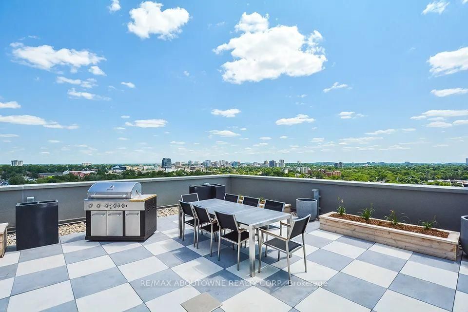 308-460A Belmont Ave, Kitchener, view 25