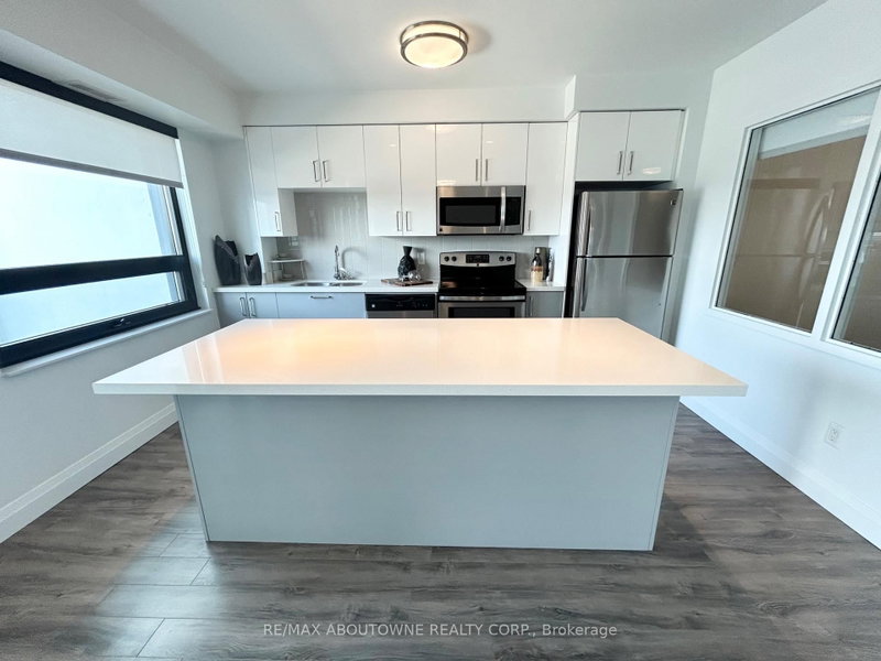 308 - 460A Belmont Avenue W