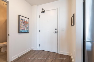 600 North Service Road • #613 • Hamilton, ON photo 5