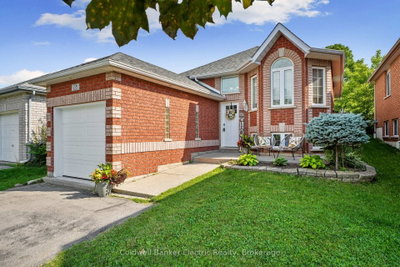 121 Haden Avenue • Peterborough, ON photo 2