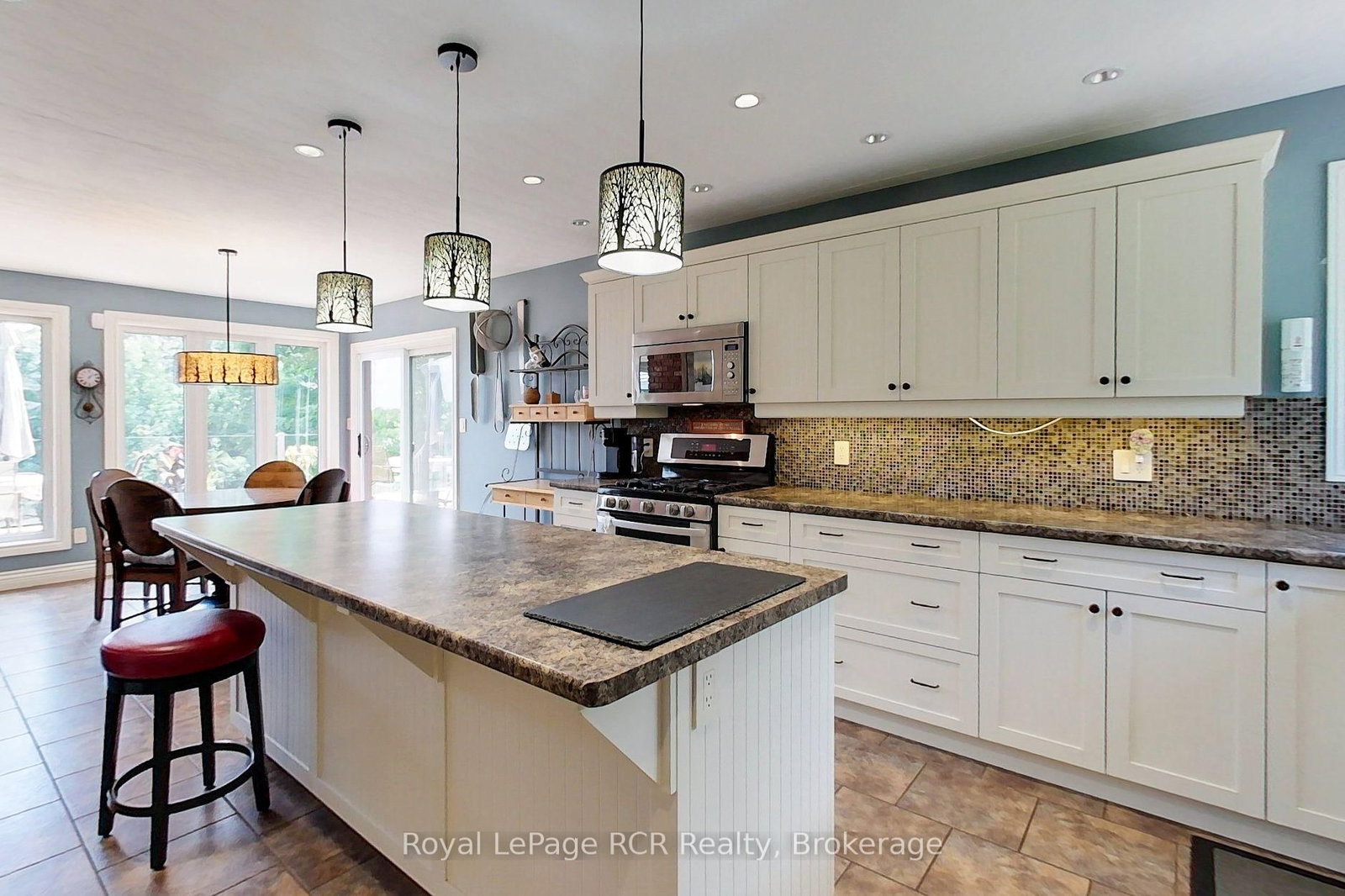 441702 Concession 8 Ndr • West Grey, ON photo 8
