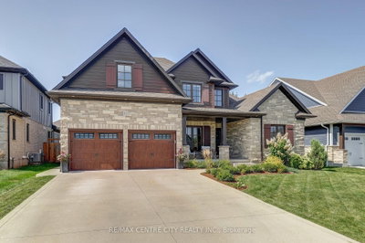 62 Talbot Grove Lane • Southwold, ON photo 3