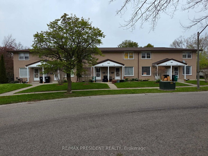 564 Brookhaven Crescent