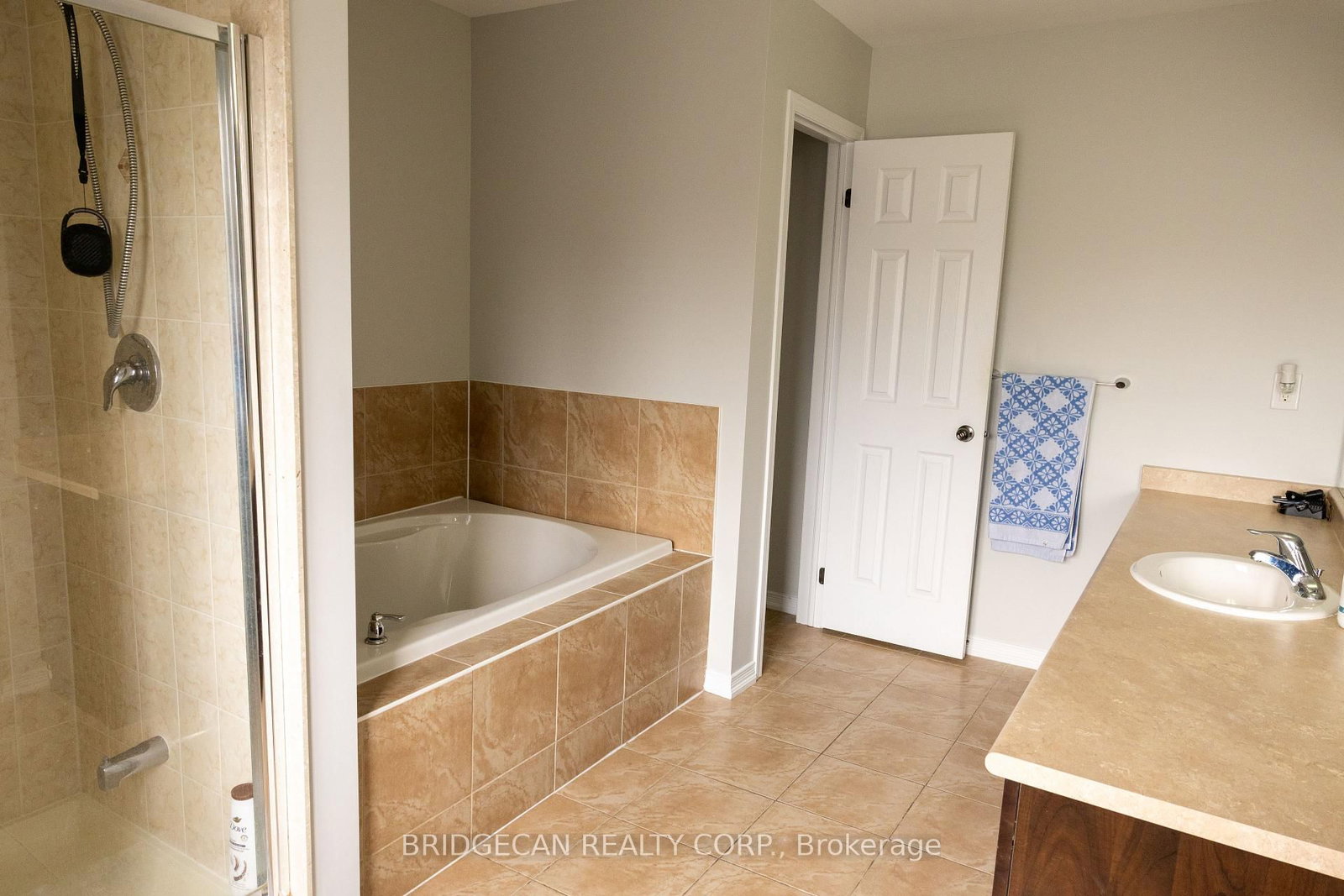 20 Gillespie Drive • Brantford, ON photo 36