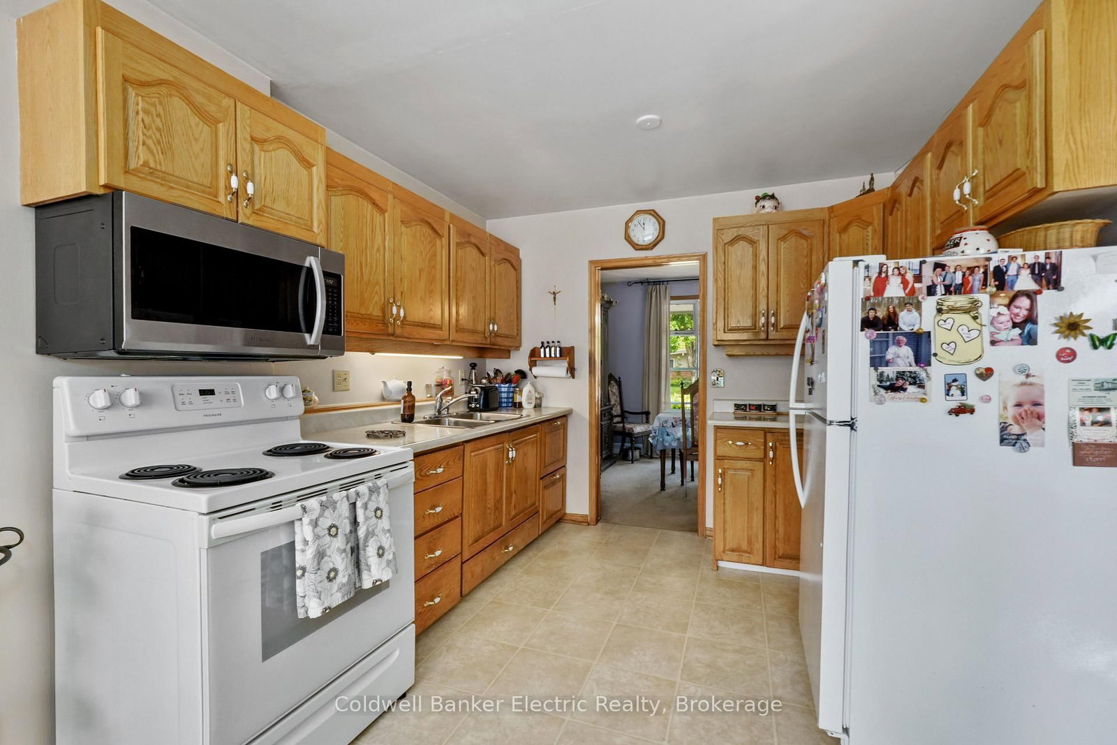 1219 Edmison Drive • Peterborough, ON photo 11