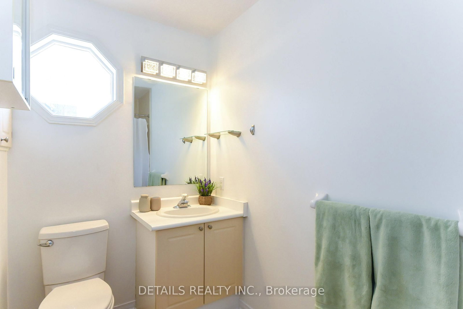 158 Forward Avenue • Ottawa, ON photo 36