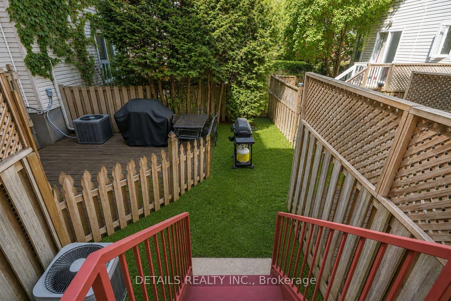 158 Forward Avenue • Ottawa, ON photo 38