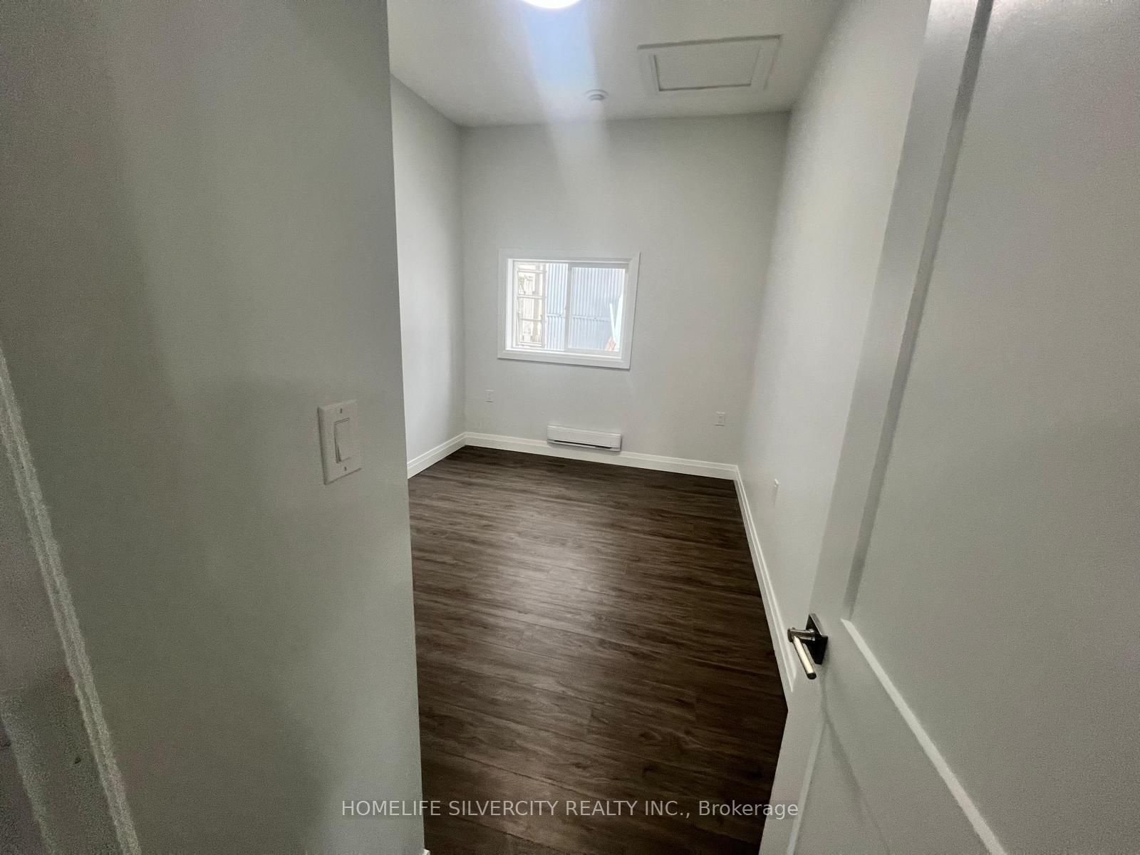 221 Emerson Avenue S • London South, ON photo 24