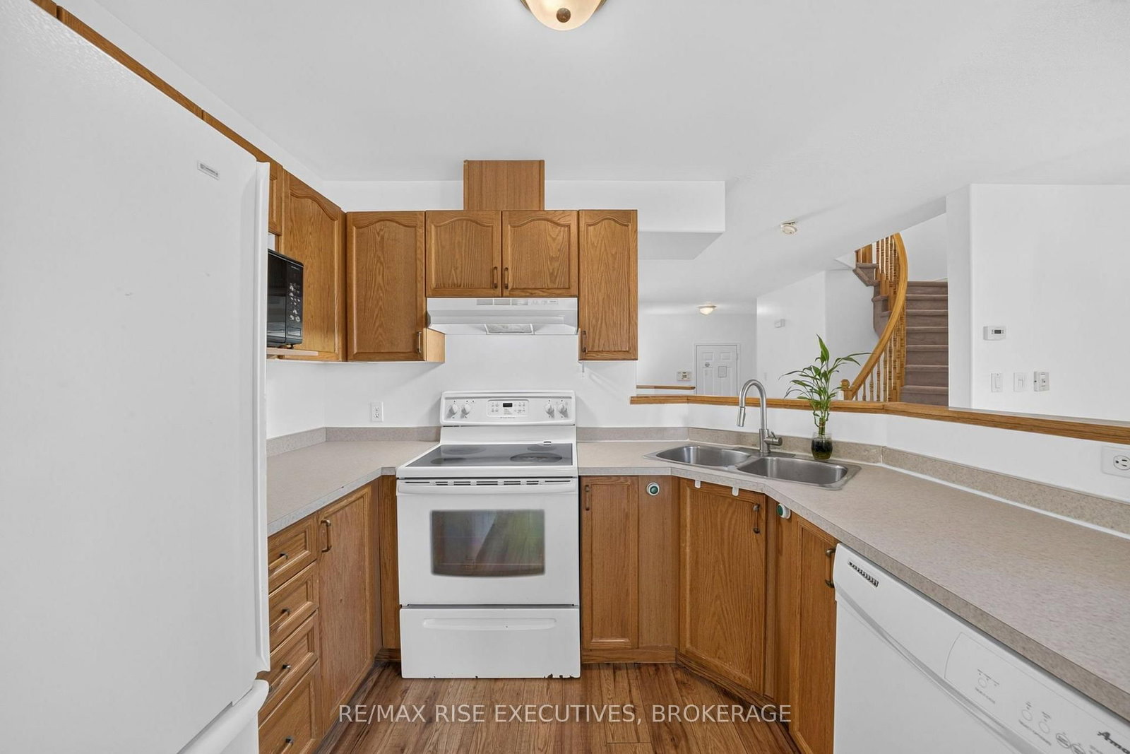 254 Ellesmeer Avenue • Kingston, ON photo 15