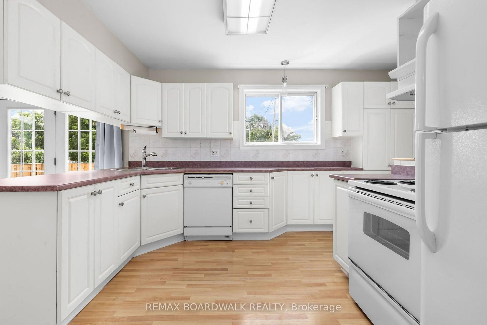 22 Merrick Street • Smiths Falls, ON photo 11