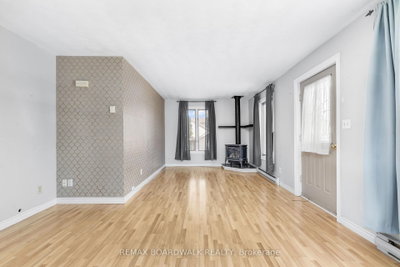 22 Merrick Street • Smiths Falls, ON photo 6