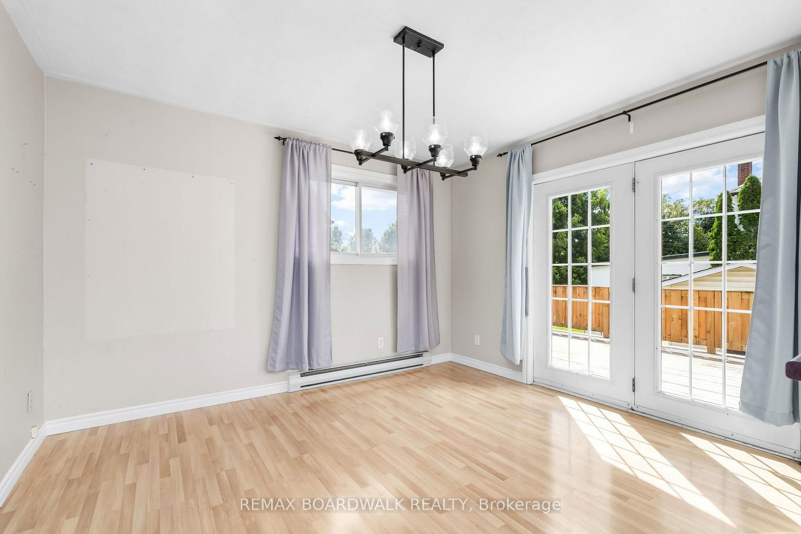 22 Merrick Street • Smiths Falls, ON photo 8