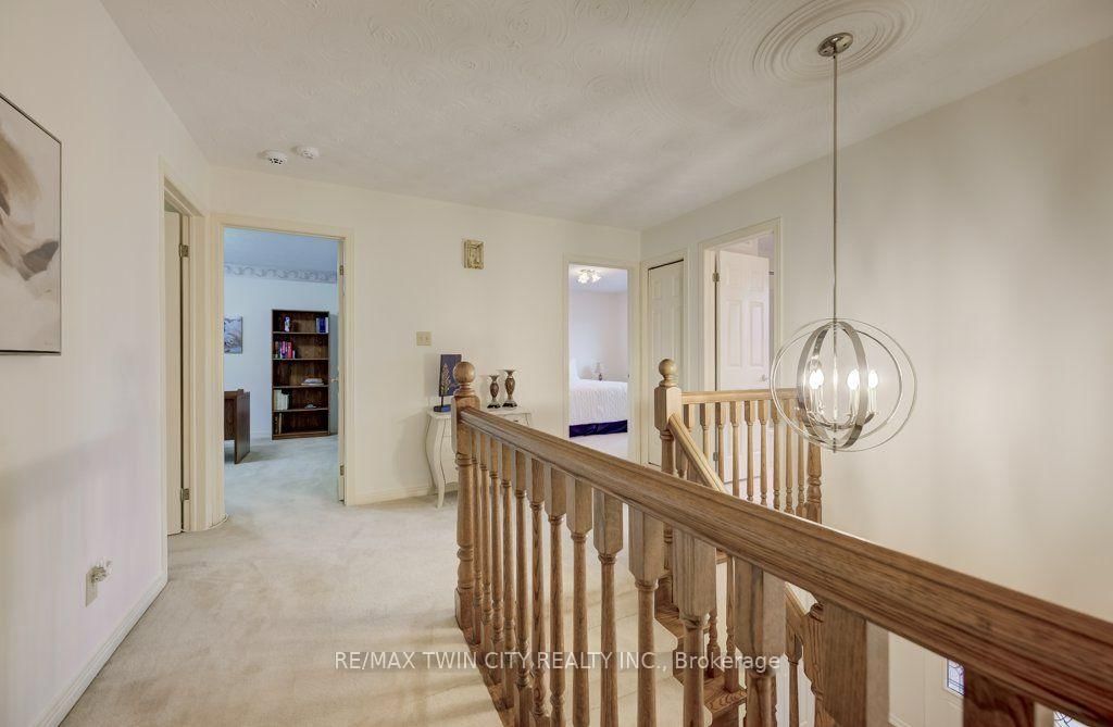 449 Knightsbridge Court • Waterloo, ON photo 23