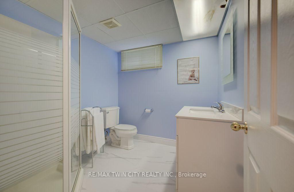449 Knightsbridge Court • Waterloo, ON photo 40