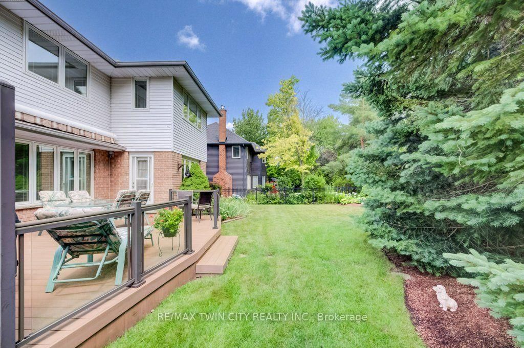 449 Knightsbridge Court • Waterloo, ON photo 42
