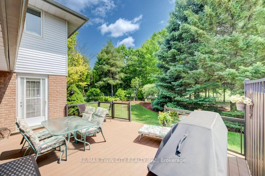 449 Knightsbridge Court • Waterloo, ON photo 47
