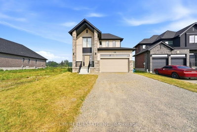 128 Dempsey Drive • Stratford, ON photo 2