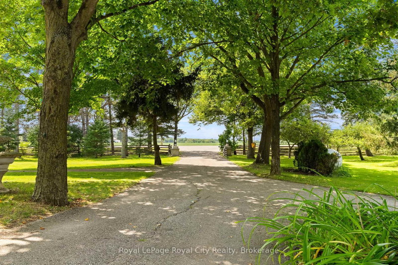 5837 Wellington Road 7