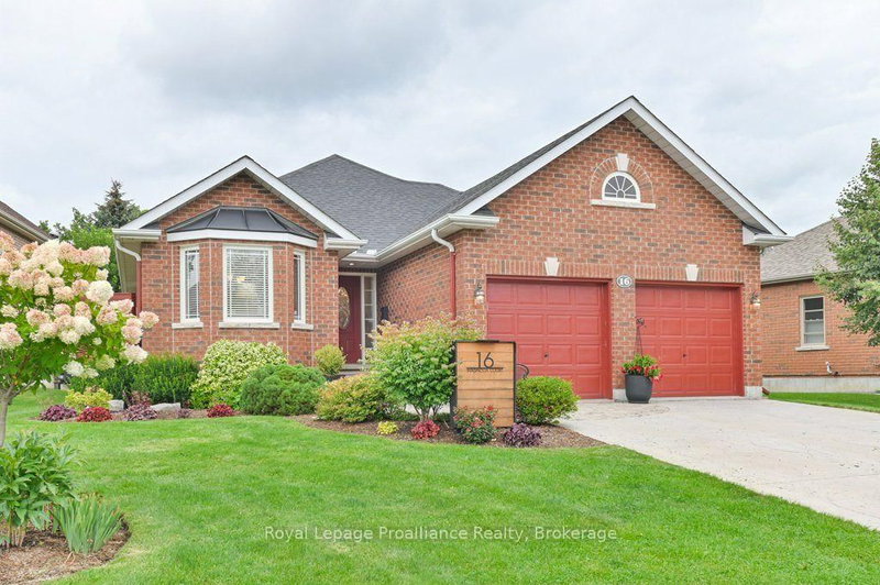 16 Magnolia Court