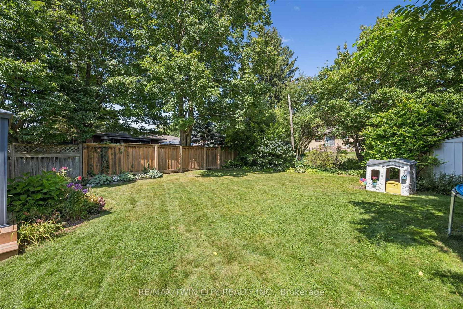475 Stevenson Street N • Guelph, ON photo 36