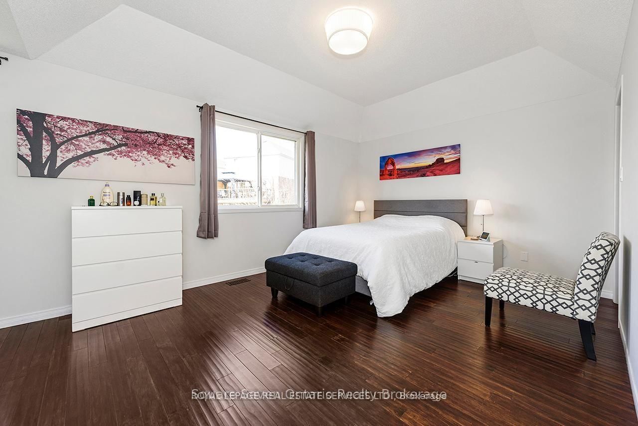 635 Commonwealth Cres, Kitchener, view 22